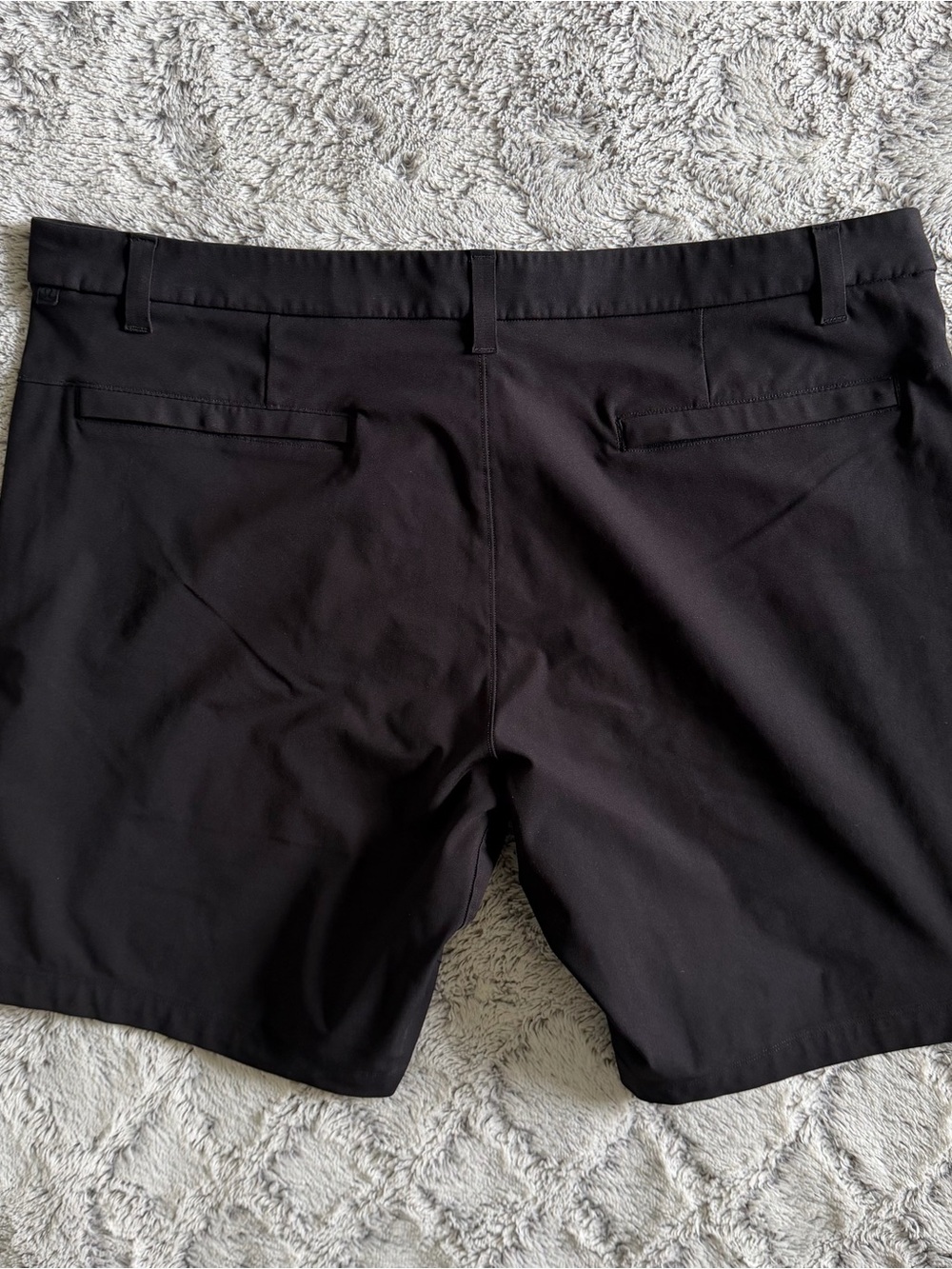 Lululemon Commission Classic Fit Shorts Black Men’s 38 9” Warpstreme Stretch